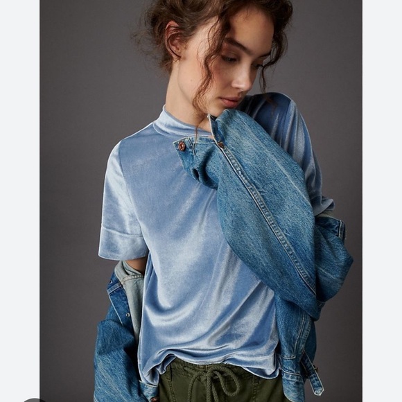 Anthropologie blue velvet mock neck velvet top, S. - Picture 1 of 8